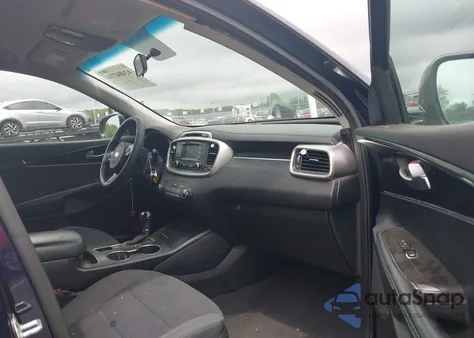 2016 Kia Sorento 2.4L Lx из США, поврежденный, VIN 5XYPGDA33GG158847